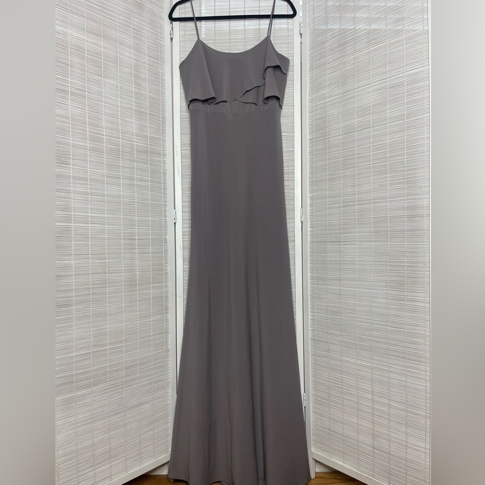 Jenny Yoo Collection Gray Ruffle Front Scoop Neck Sleeveless Maxi Dress Size 6